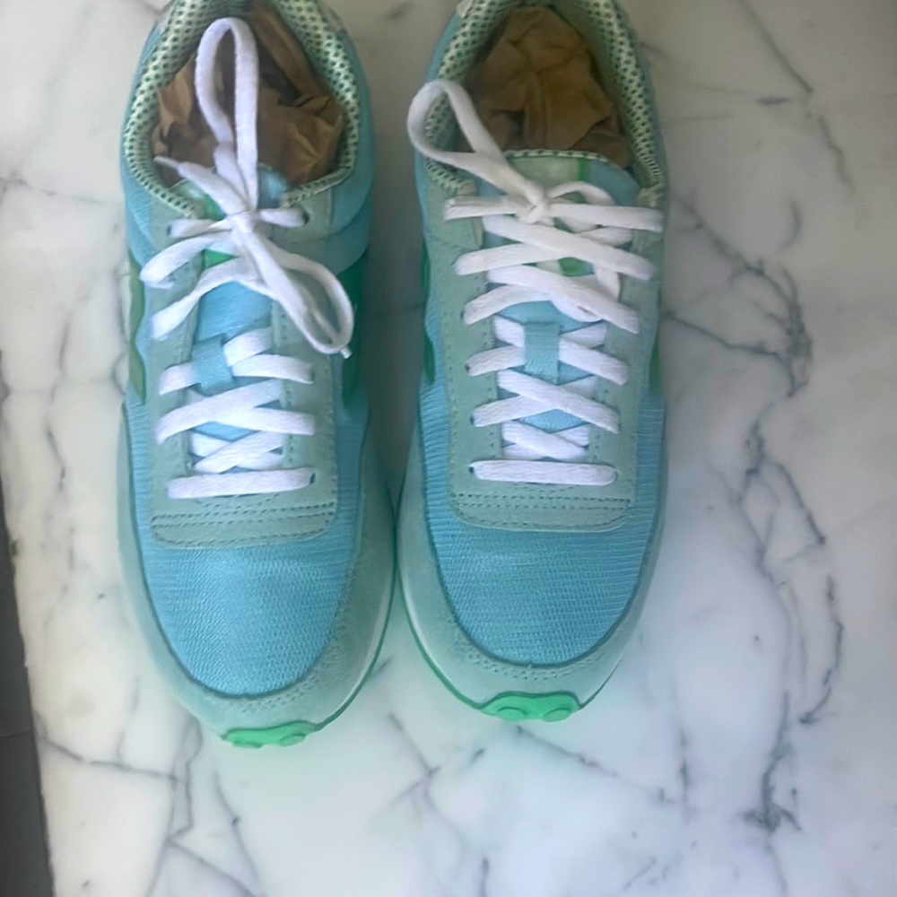 Pre-Loved New Balance WL410-SRS